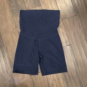 Beyond yoga maternity biker short
